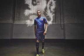 开云体育全站-欧洲杯冠军争夺：战术、意志、团队的极致较量，欧洲杯冠军猜测