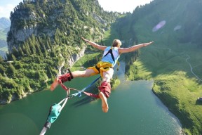 开云·体育官网APP下载-梅西成功卫冕冠军世界杯小组赛，梅西世界杯奖项