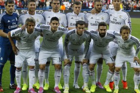 开云官网-主帅战术部署细致入微强调沟通配合重于单打独斗