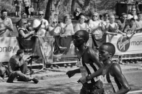 开云esport-乌干达男篮在非洲预赛中奋勇不息，开启新辉煌篇章，乌干达篮球排名