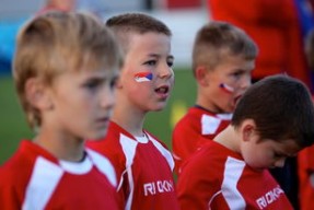 开云平台-校园足球设立学期技术测评鼓励学生持续提升，校园足球课程评价指标体系