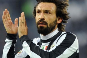 Kaiyun官方登录入口-火箭教练组分析对手录像制定精细策略，火箭教练团队组建完成