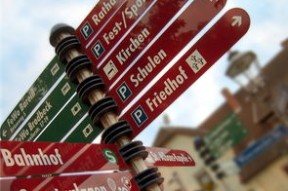 开云真人-中国足球以校园足球为突破口重构基层网络，中国足球文化与校园足球发展大会