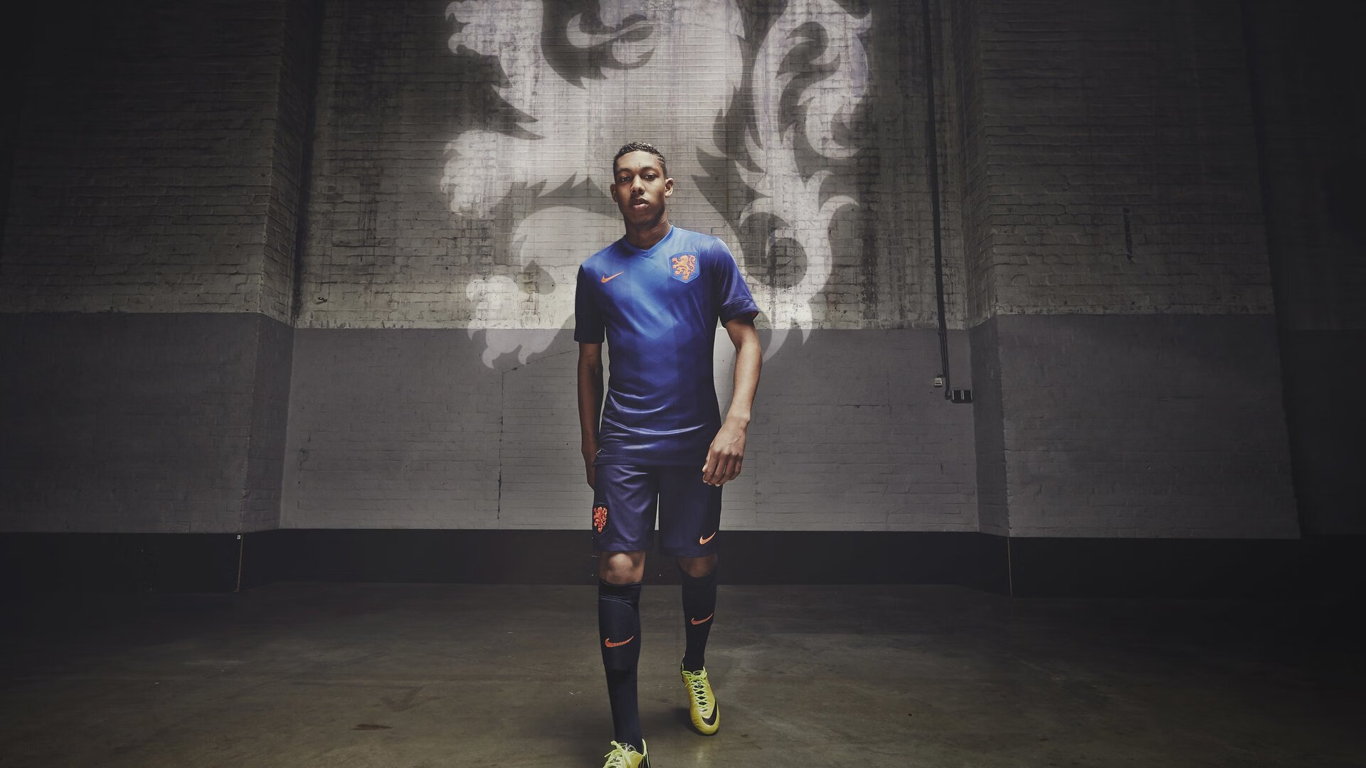 赛季最佳进球评选启动引发球迷投票热潮平台访问激增，年度最佳进球